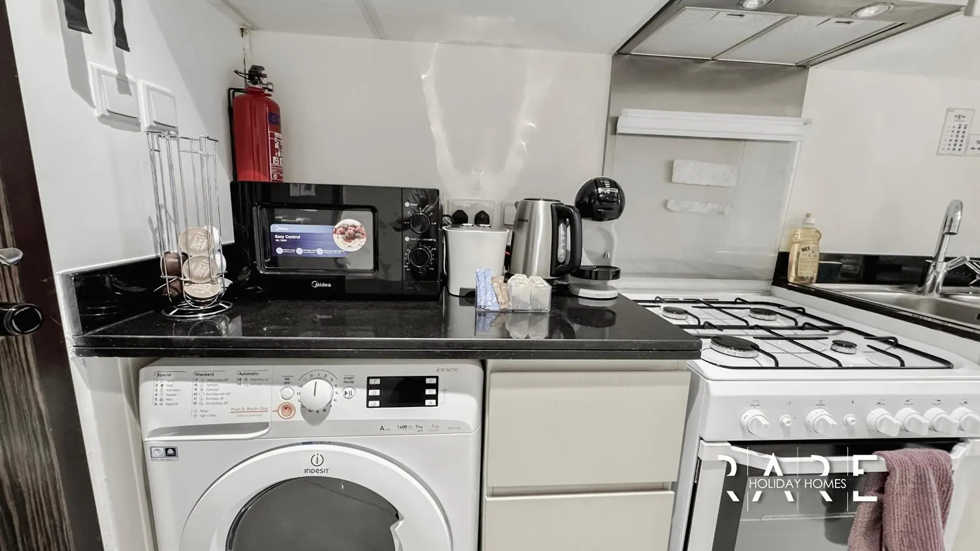 Rare Holiday Homes - Carson Tower B - Damac Hills - R3308 迪拜