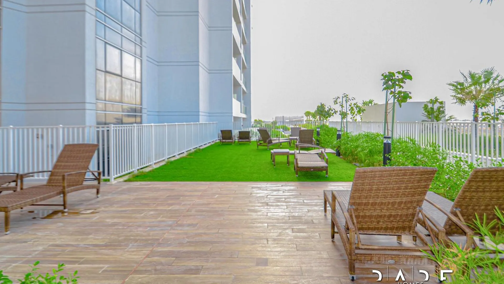 Rare Holiday Homes - Carson Tower B - Damac Hills - R3308 Dubai