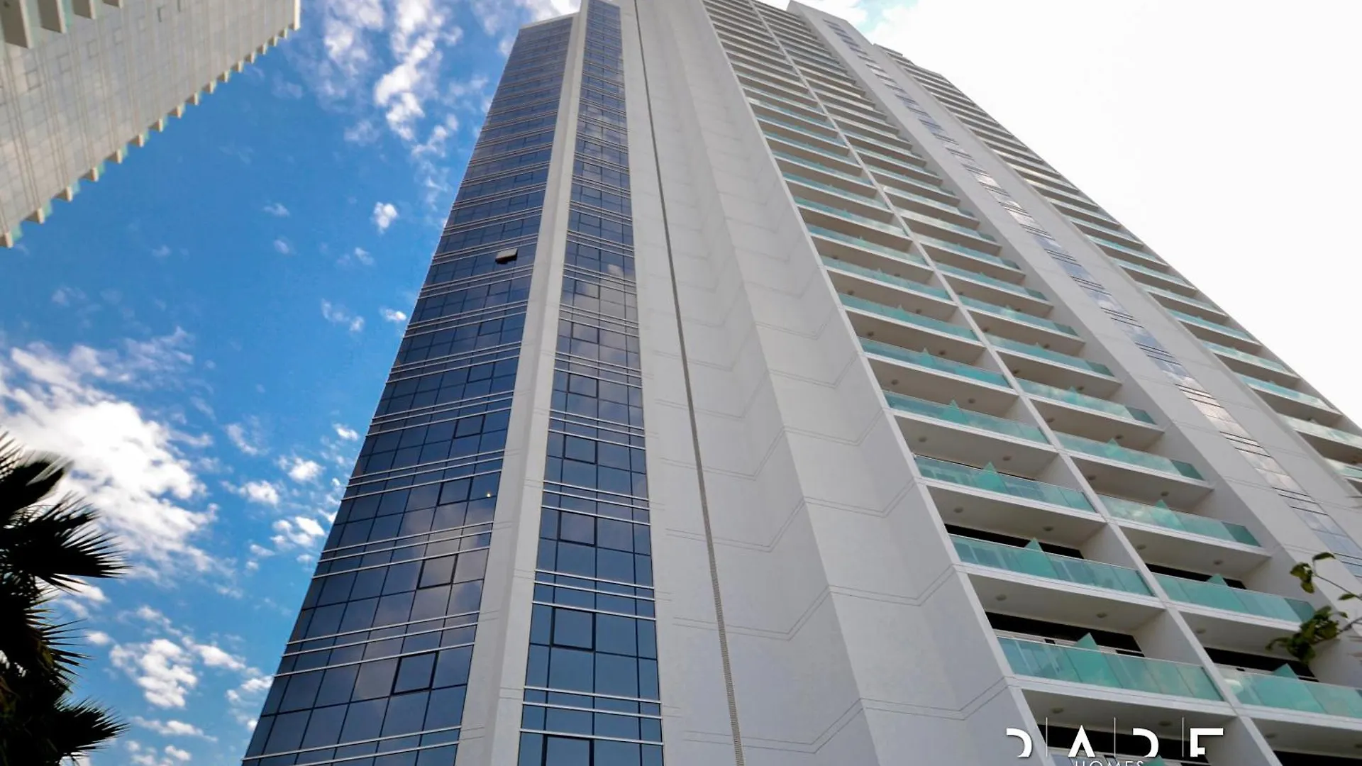 Rare Holiday Homes - Carson Tower B - Damac Hills - R3308 Dubai 0*,  United Arab Emirates
