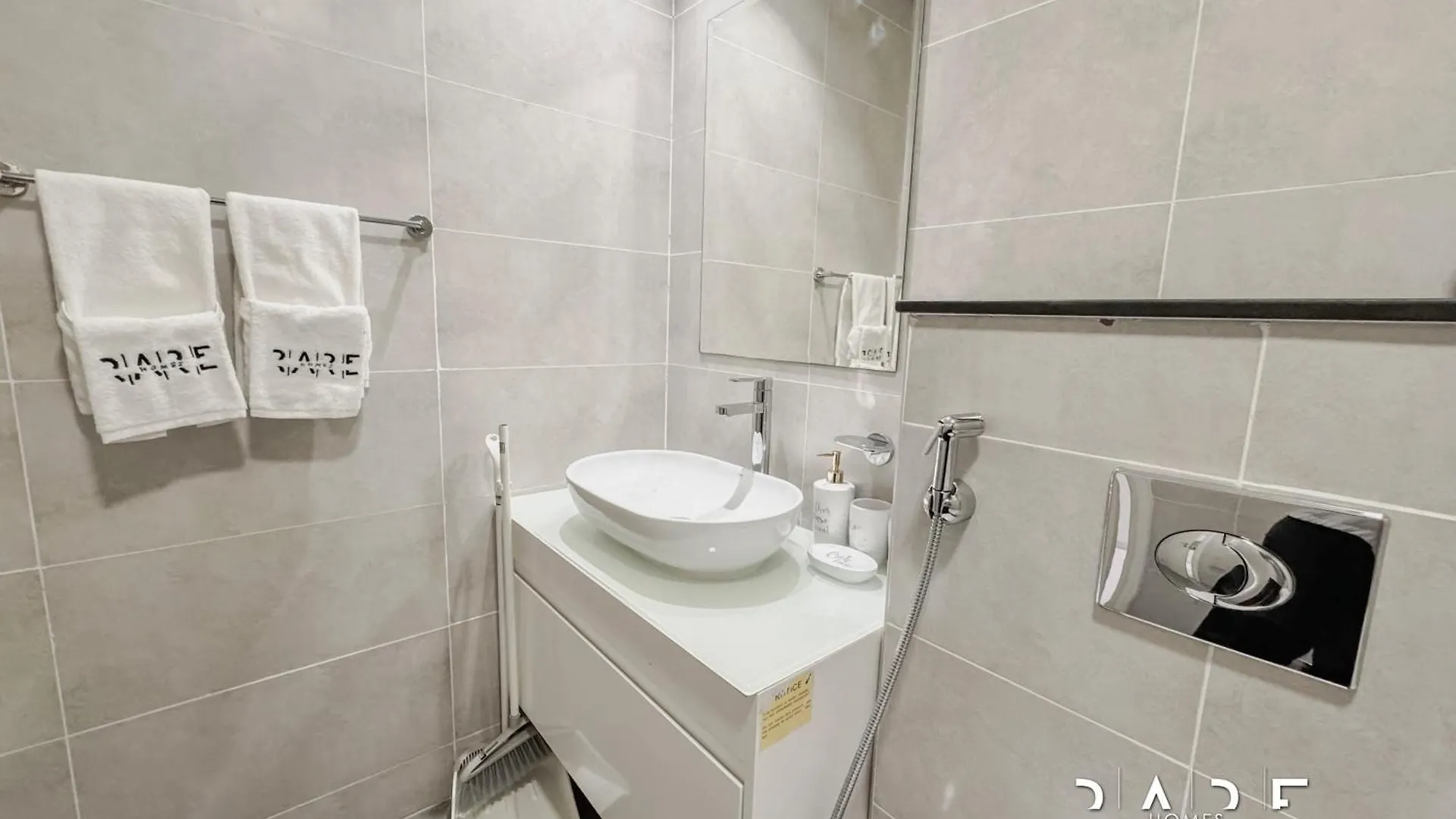 Apartment Rare Holiday Homes - Carson Tower B - Damac Hills - R3308 Dubai